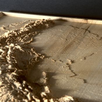 Reliefmodell aus Holz