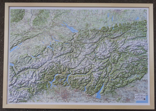Reliefkarte_AlpenMitte