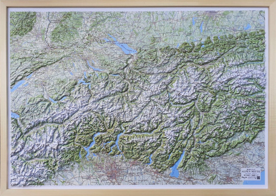 Reliefkarte_AlpenMitte