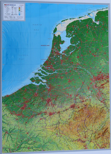 Reliefkarte_Benelux