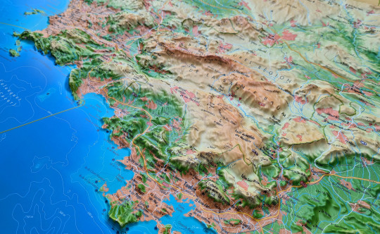 Raised relief map Marseille and surroundings