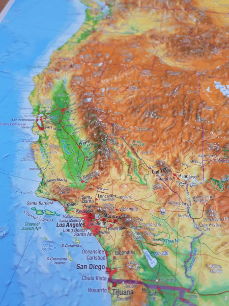 Preview: Raised relief map USA