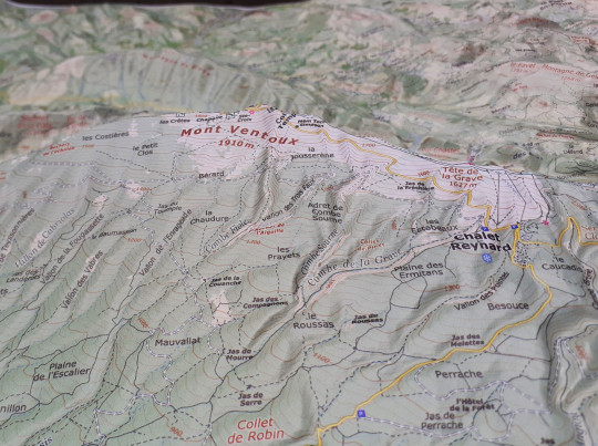 Reliefkarte_Ventoux_Gipfel