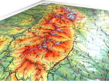 Big 3D Raised Relief Map High Tatras detail1
