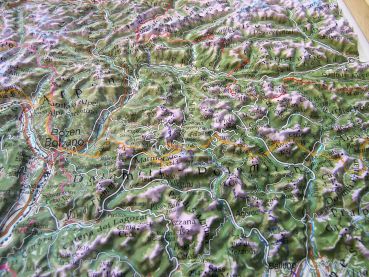 Raised relief map total Alps 1:500.000