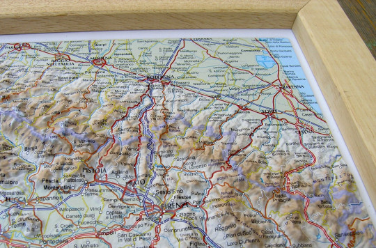 Raised relief map Tuscany A4