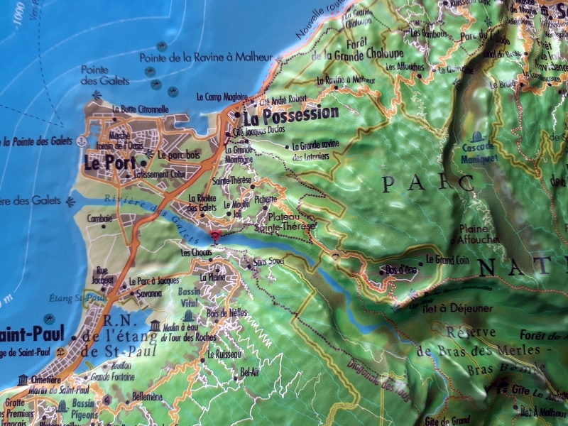 Carte en relief petit format - Ile de la Réunion - 31 X 31 cm – La