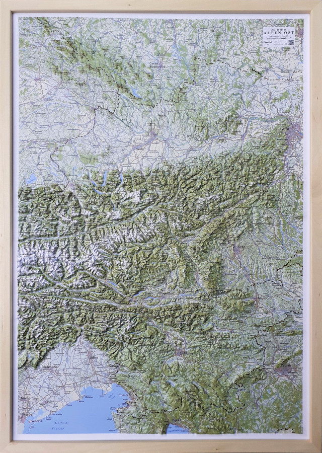 Raised relief map Alps East 1:500.000