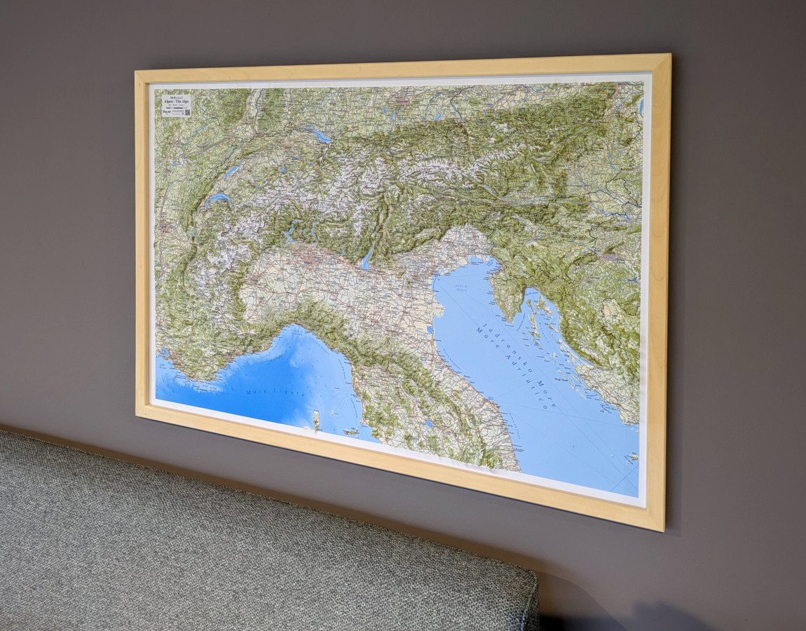 3D Raised relief map Alps XL, 1:1,000,000