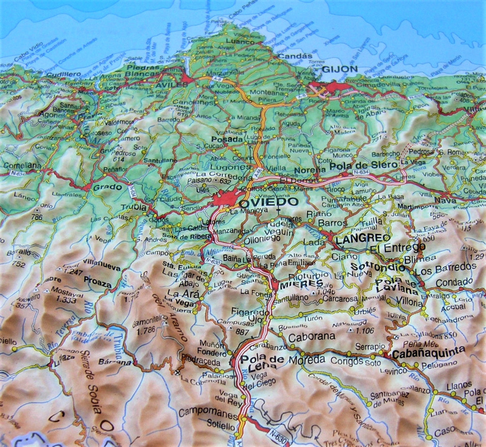 Raised relief map of Asturia