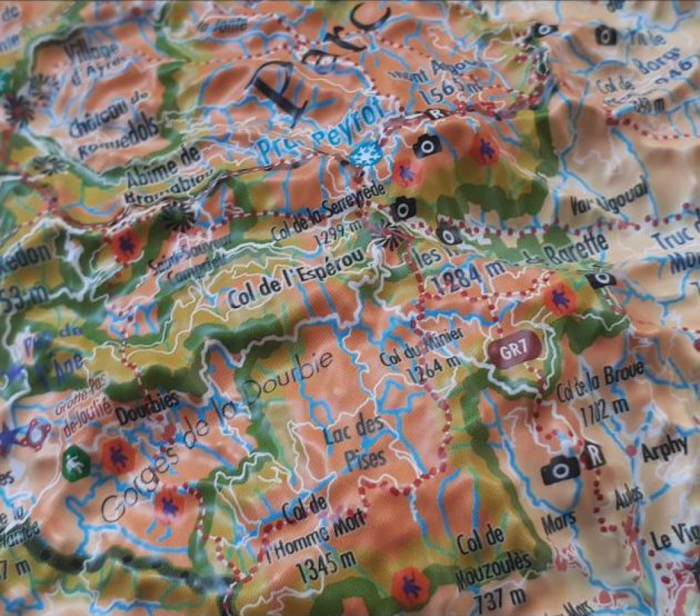 Raised relief map Cevennes, small