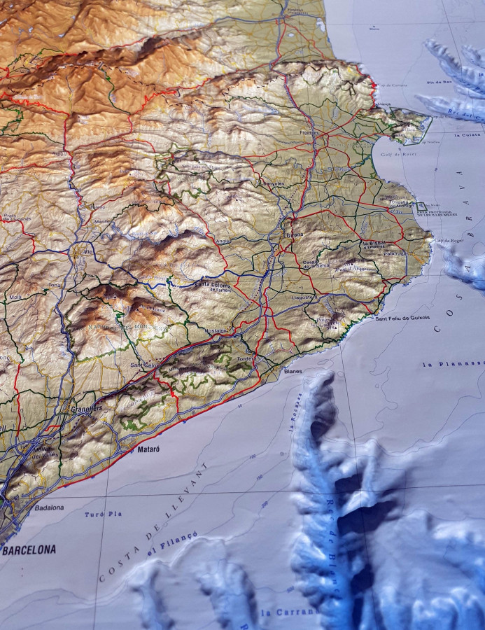 Relief map Catalonia