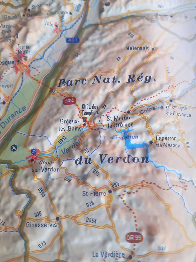 Raised relief map Massifs de Provence