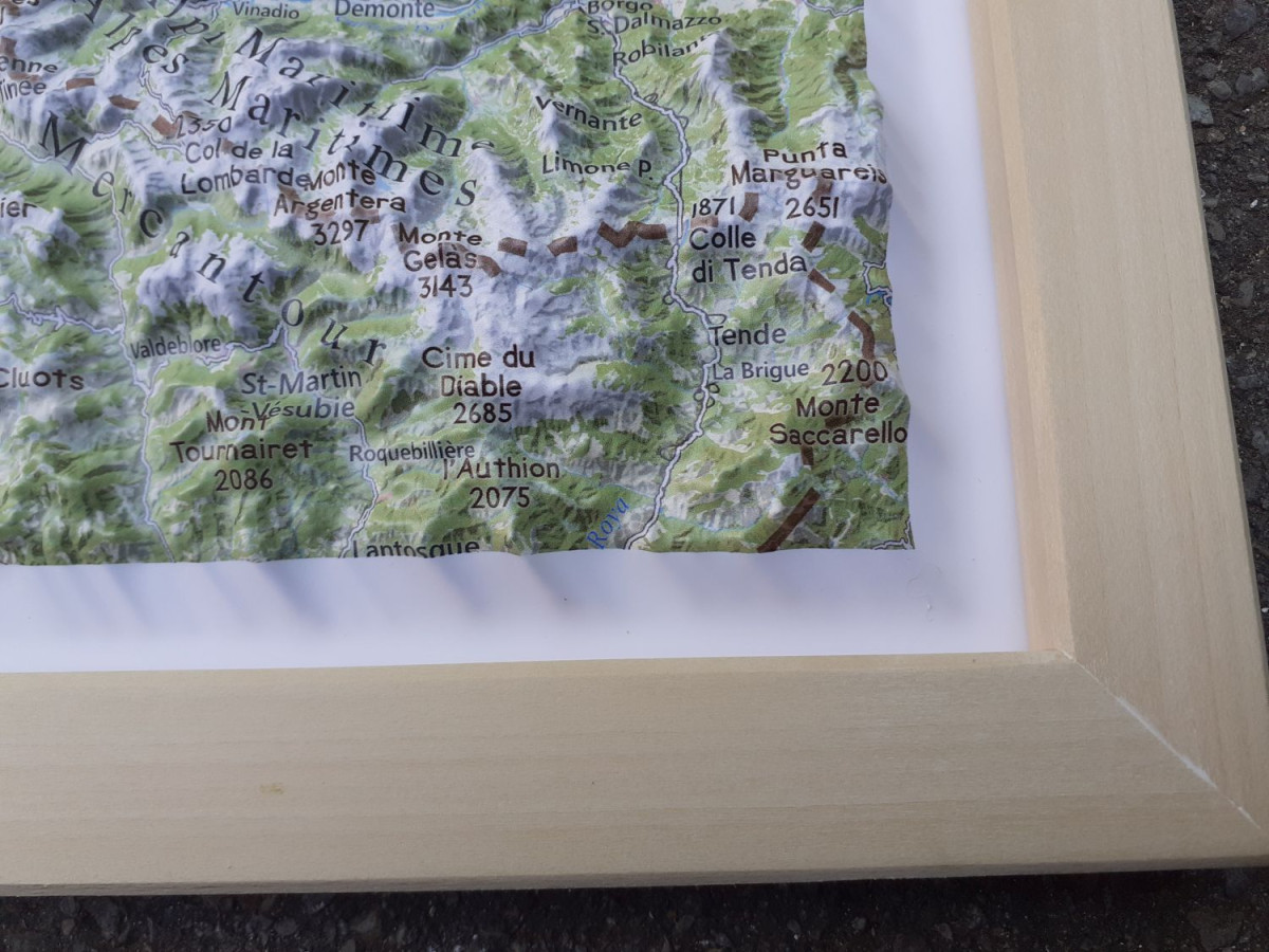 Reliefkarte_West_Linde