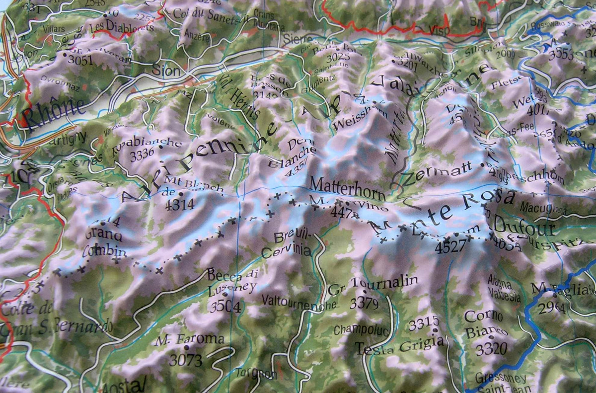 Raised relief map total Alps 1:500.000