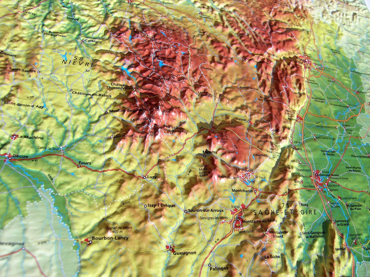 Raised Relief Map Burgundy